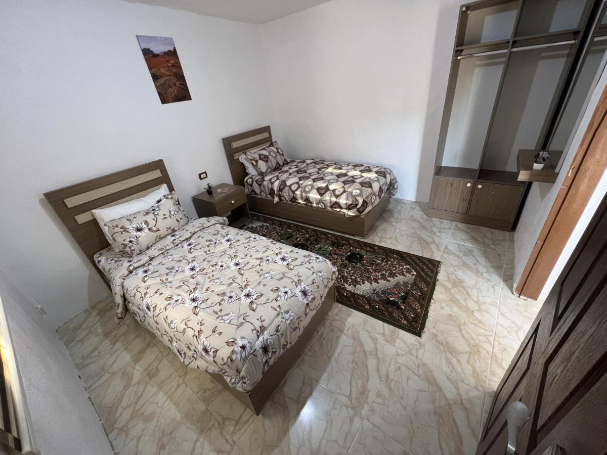 Z3 Hostel Wadi Musa Exterior photo
